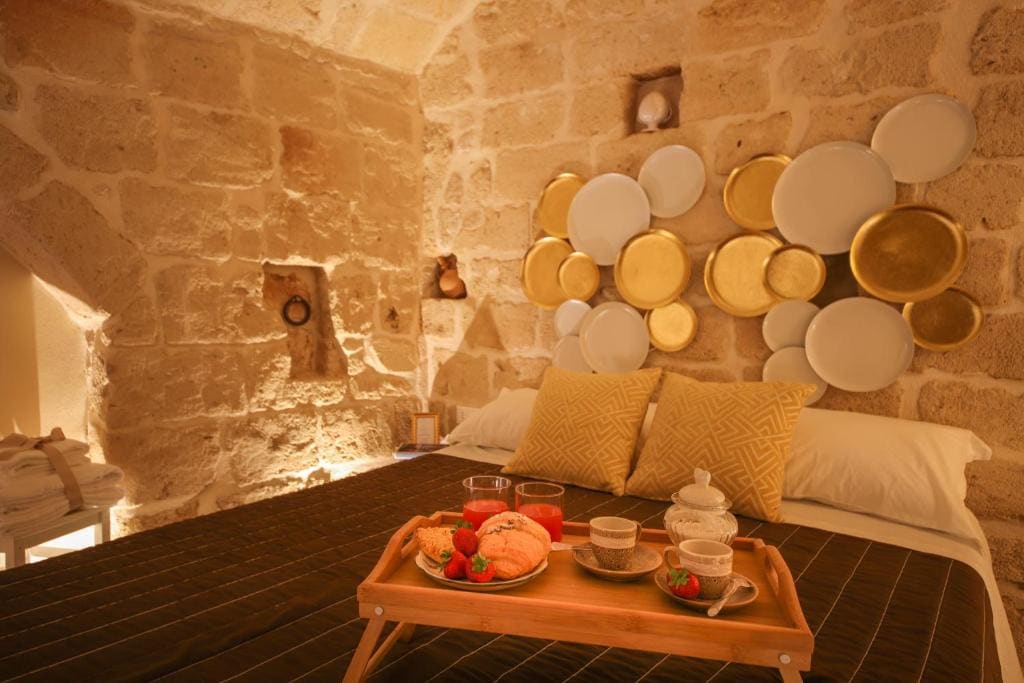 King Room with Spa Bath room - Image 3