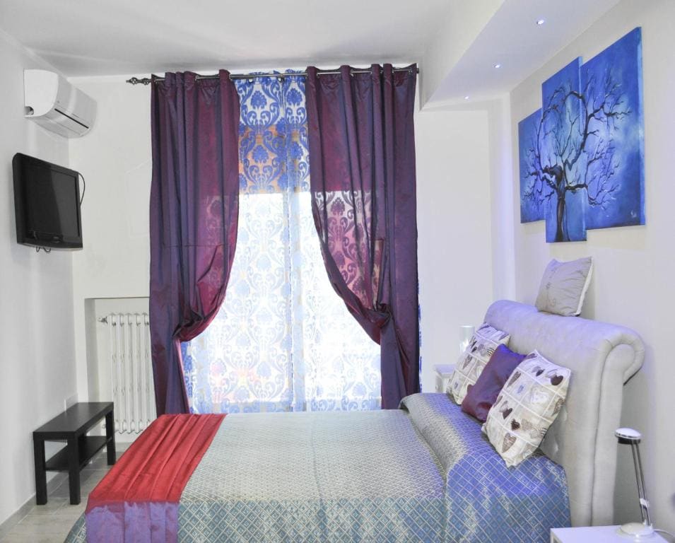 King Room with Balcony room - Image 3