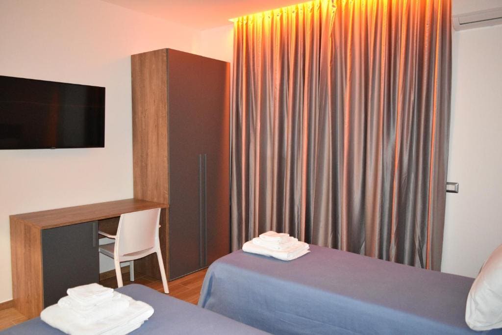 Double or Twin Room room - Image 2