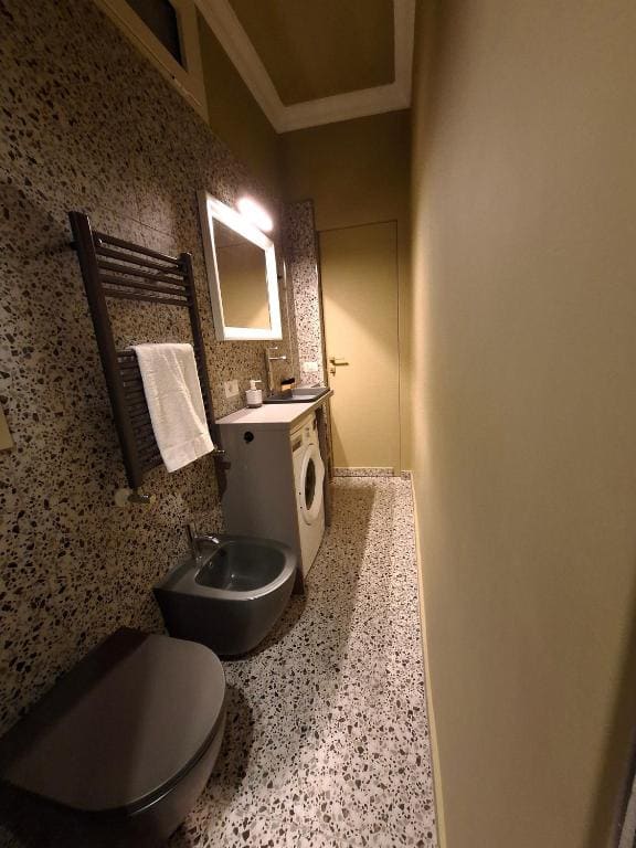 Superior One-Bedroom Apartment with Balcony room - Image 2