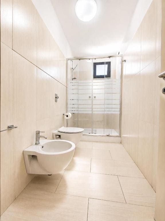 Suite with Sea View room - Image 2