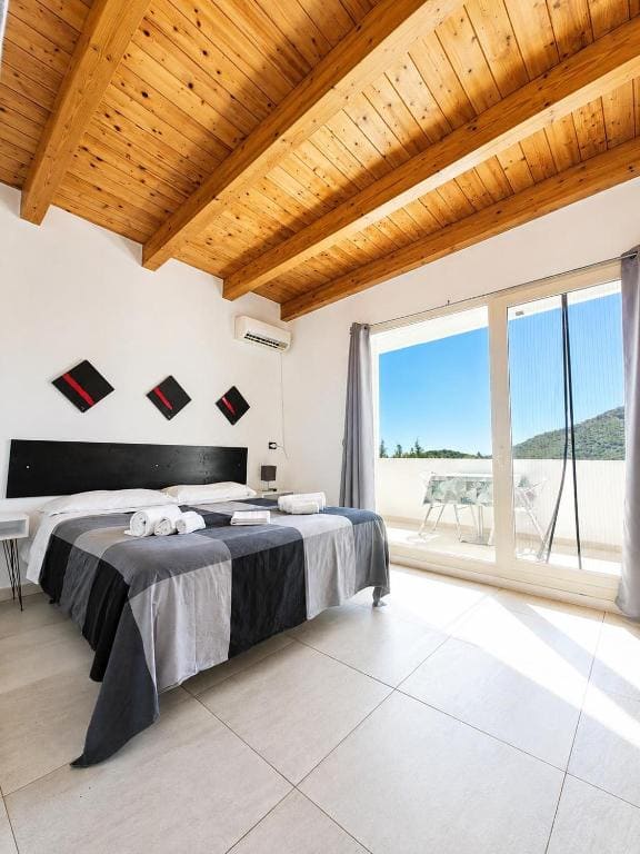 Superior Double Room room - Image 3