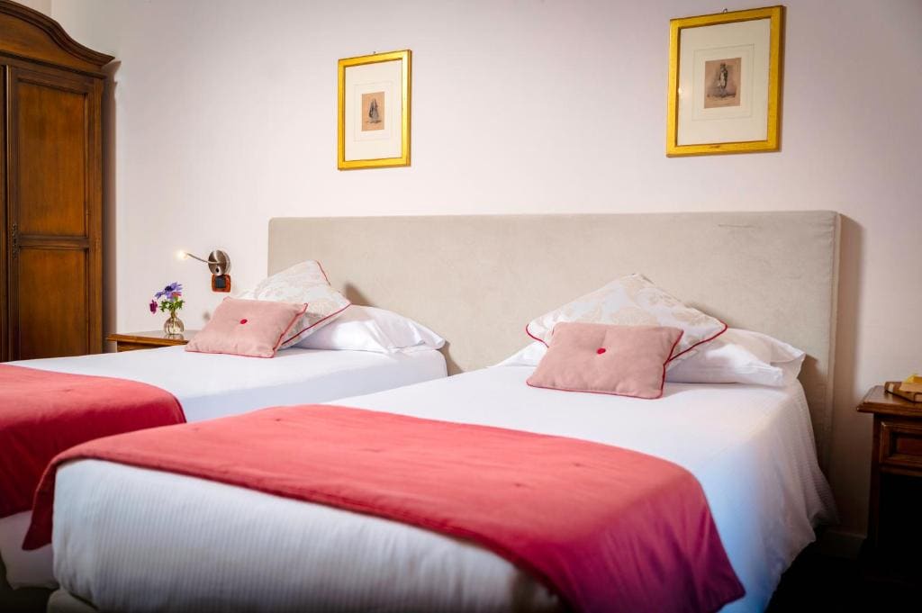 Double Room room - Image 2