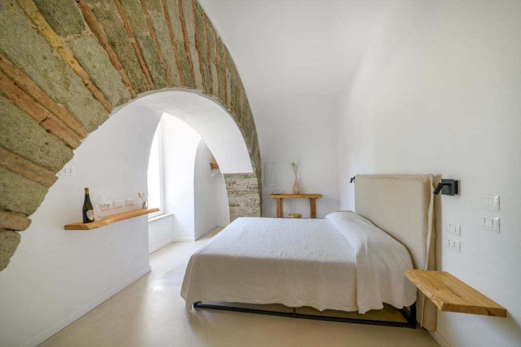 Classic Triple Room room - Image 3