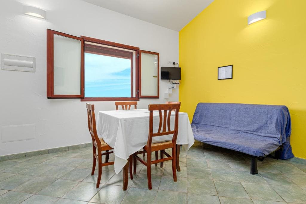 Bungalow with Sea View room - Image 2