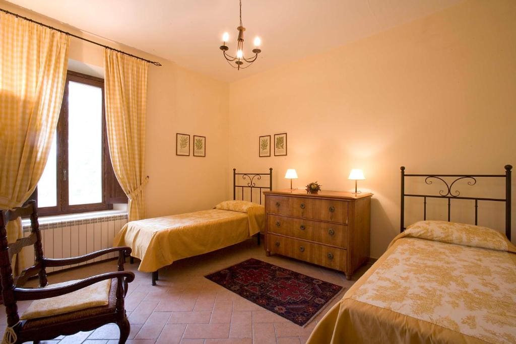 Studio room - Image 2