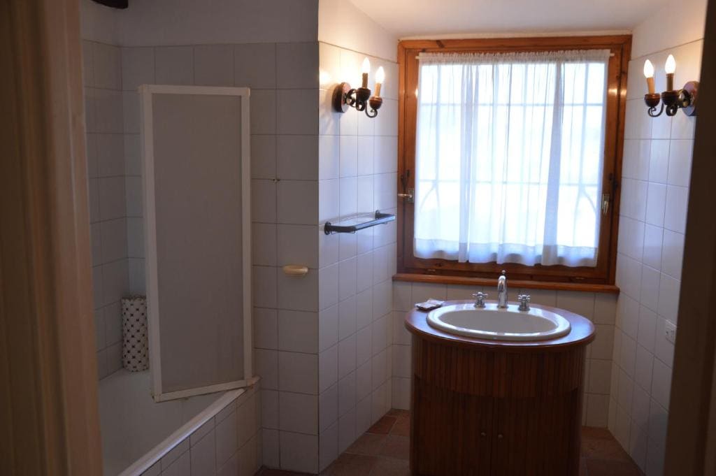 Apartment with Pool View room - Image 3