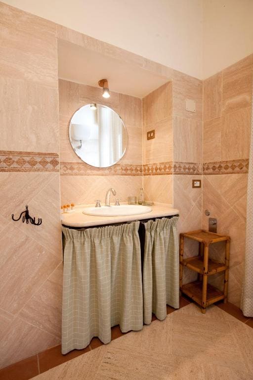 Apartment with Terrace room - Image 2