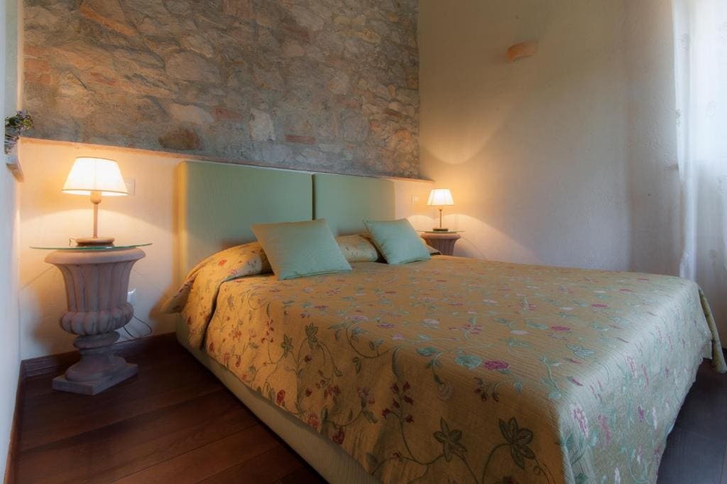 Room room - Image 3