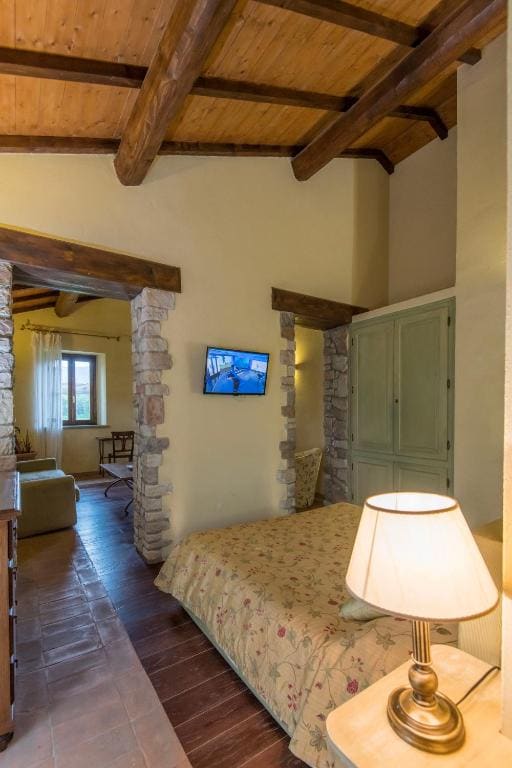Suite room - Image 2