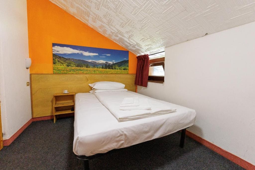 Budget Single Room room - Image 3