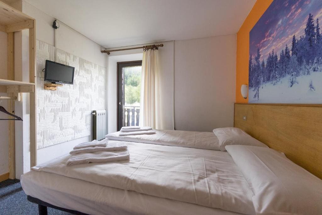 Double or Twin Room with Balcony room - Image 1