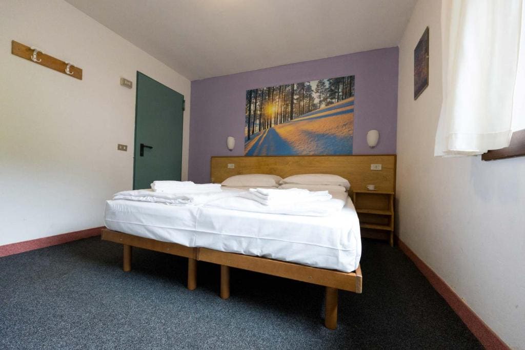 Economy Double or Twin Room room - Image 2