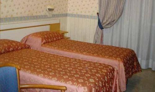 Double or Twin Room with Shared Bathroom room - Image 2