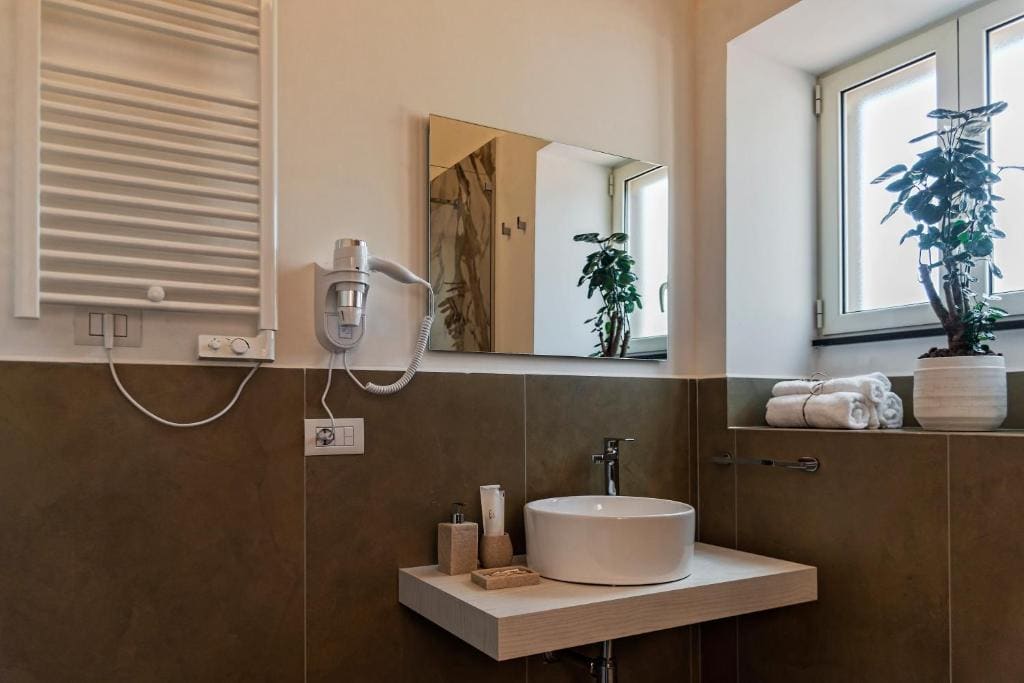 Junior Suite with Sauna room - Image 3
