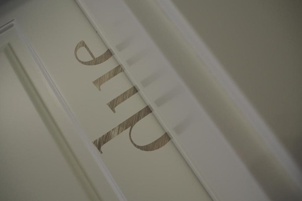 Deluxe Double Room with Balcony room - Image 3