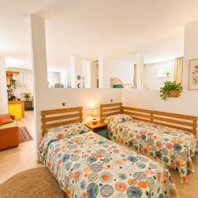 Apartment room - Image 3