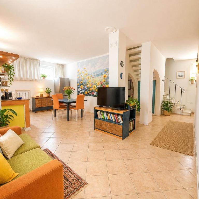Apartment room - Image 1
