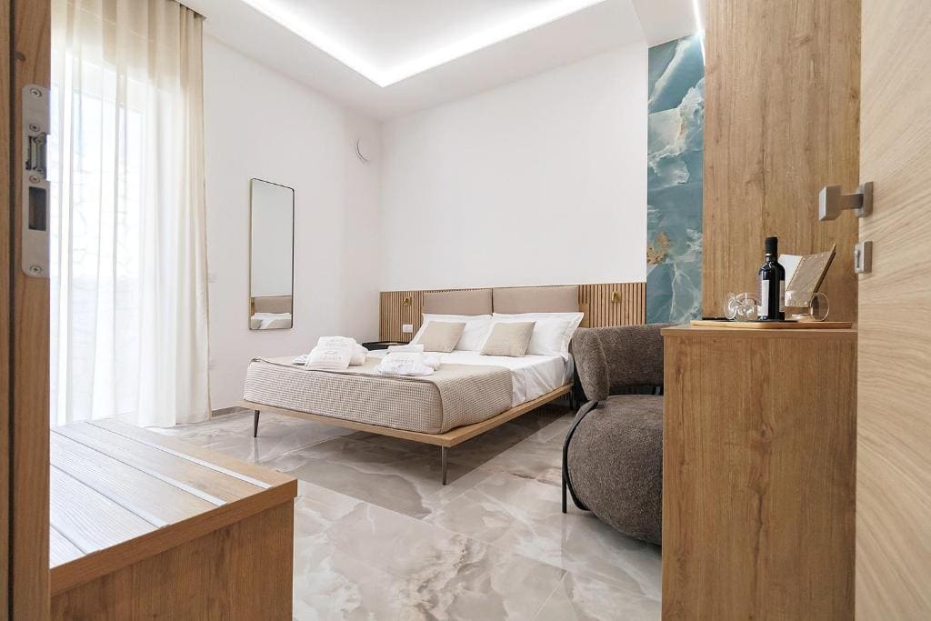 Double Room with Terrace room - Image 2