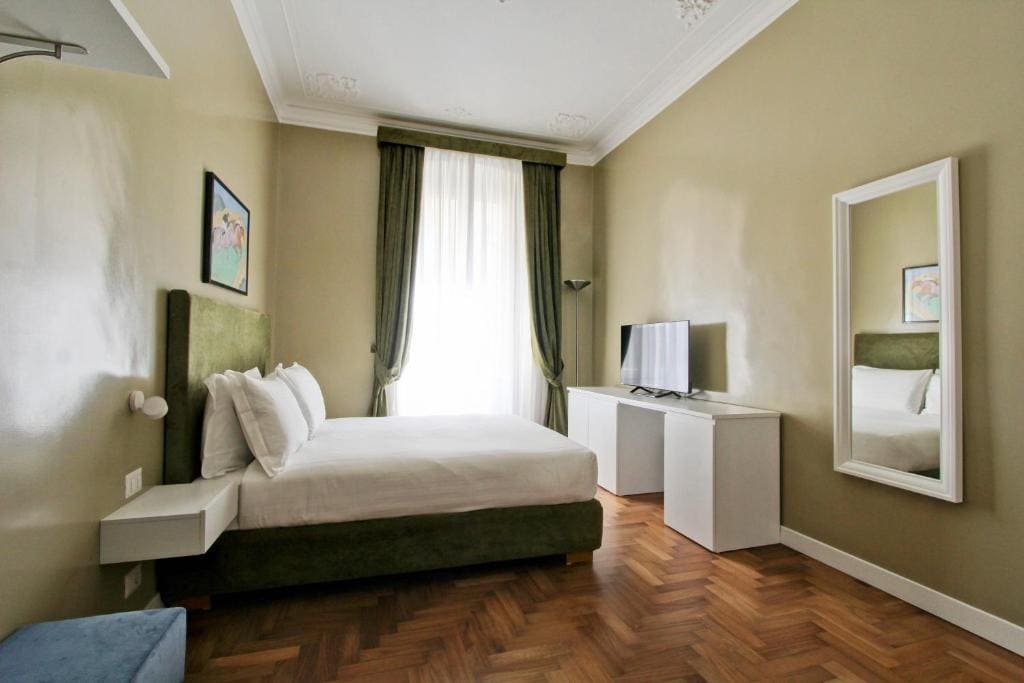 Deluxe Room room - Image 1
