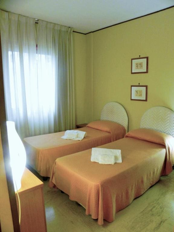 Double or Twin Room room - Image 1