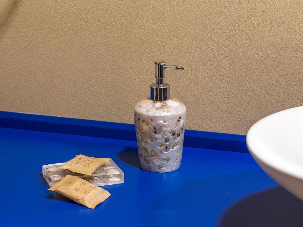 Suite room - Image 3