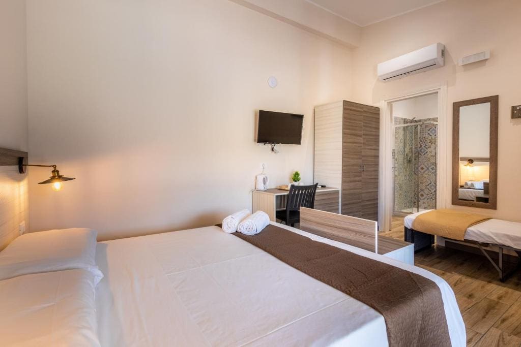 Double Room room - Image 3