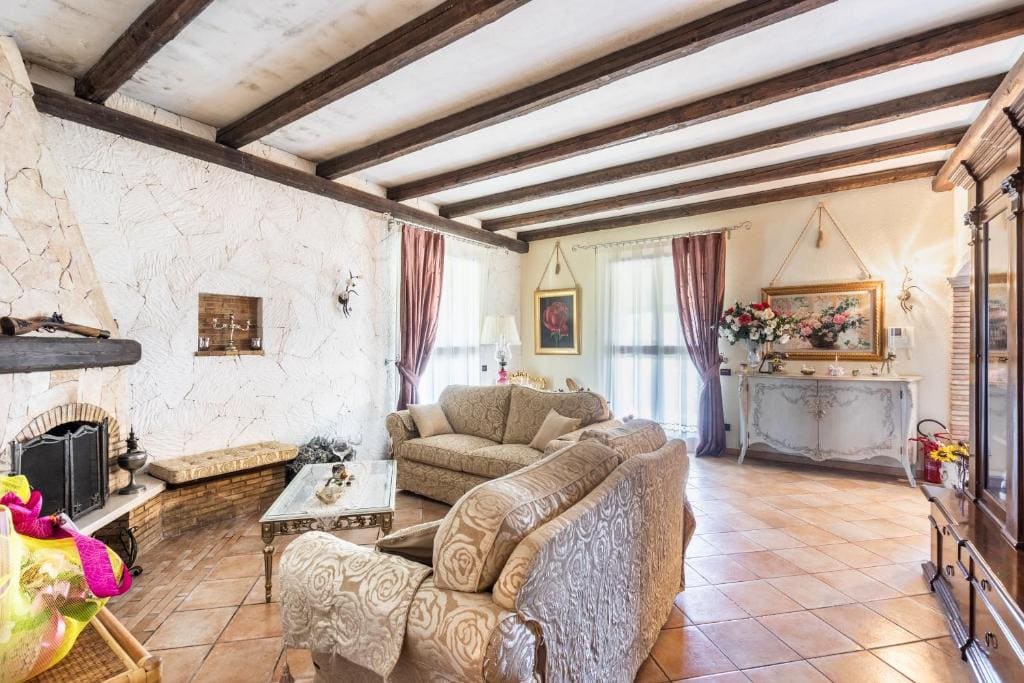Superior Villa room - Image 2