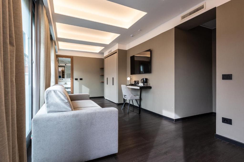 Suite room - Image 3
