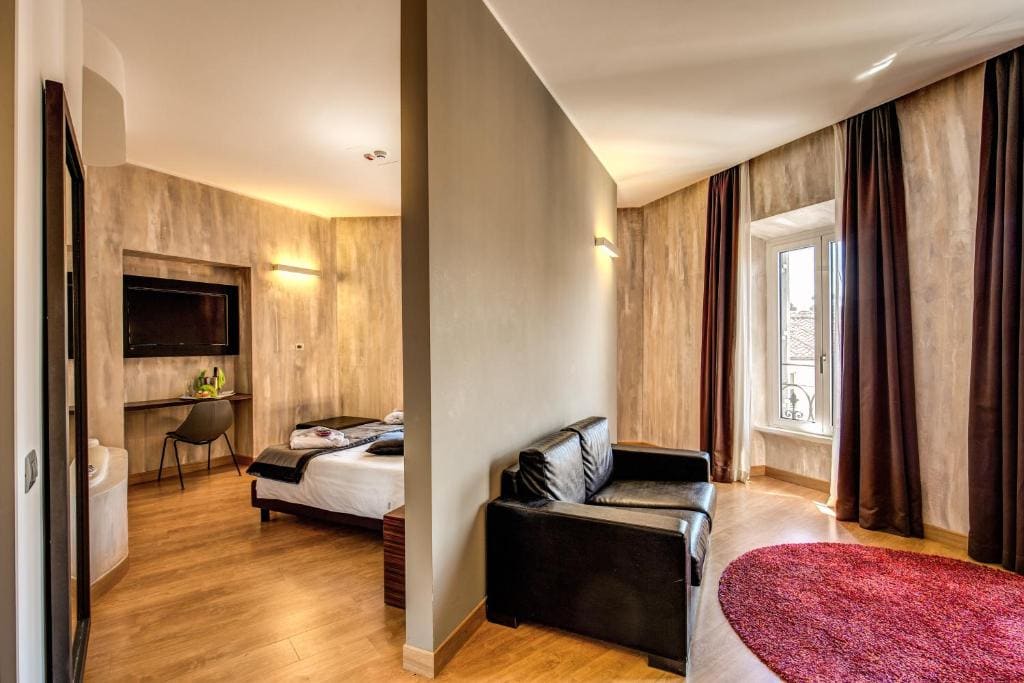 Quadruple Room room - Image 1