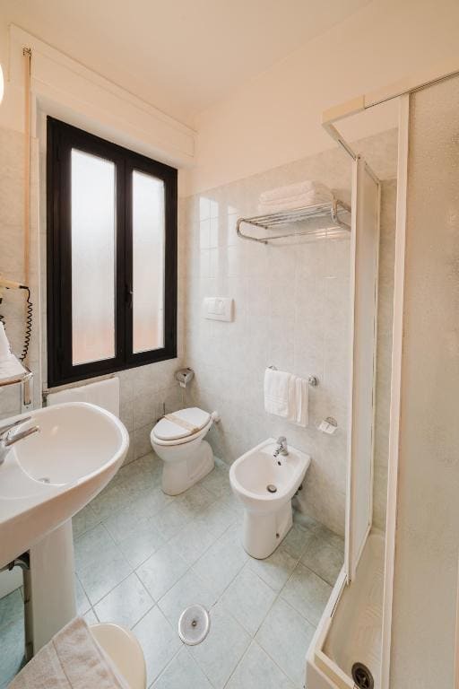 Triple Room room - Image 3