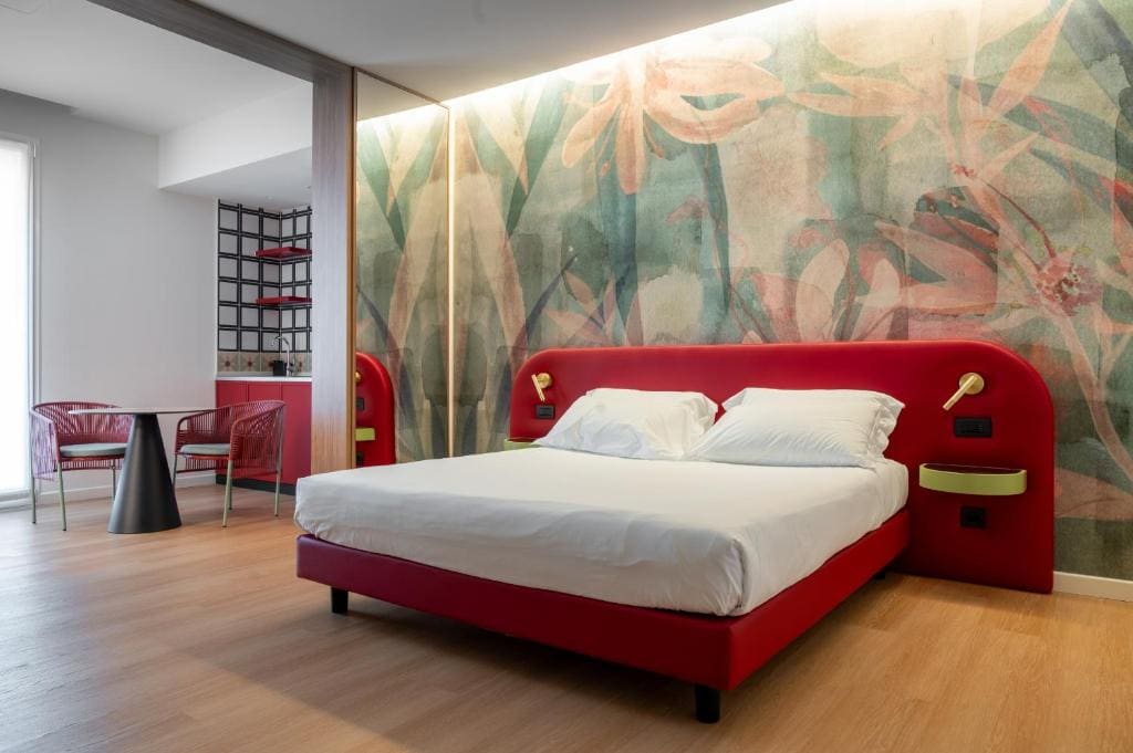Suite room - Image 3