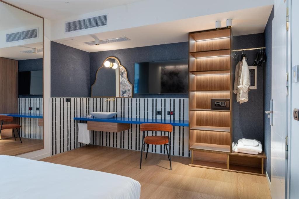 Suite room - Image 2