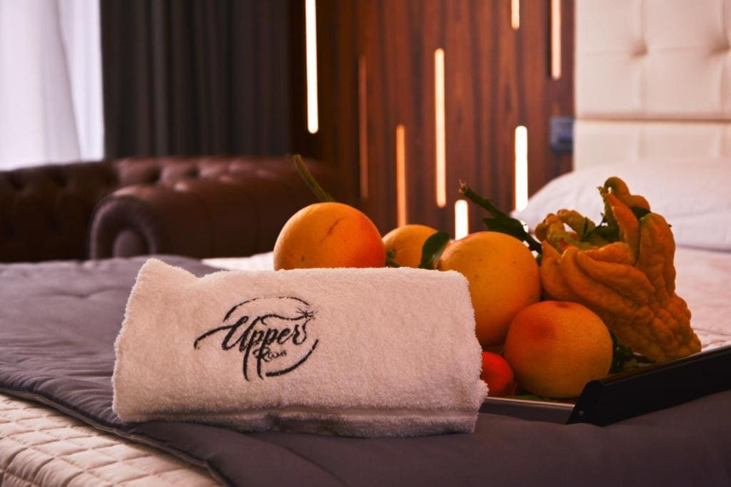 Deluxe Suite with Sea View room - Image 2
