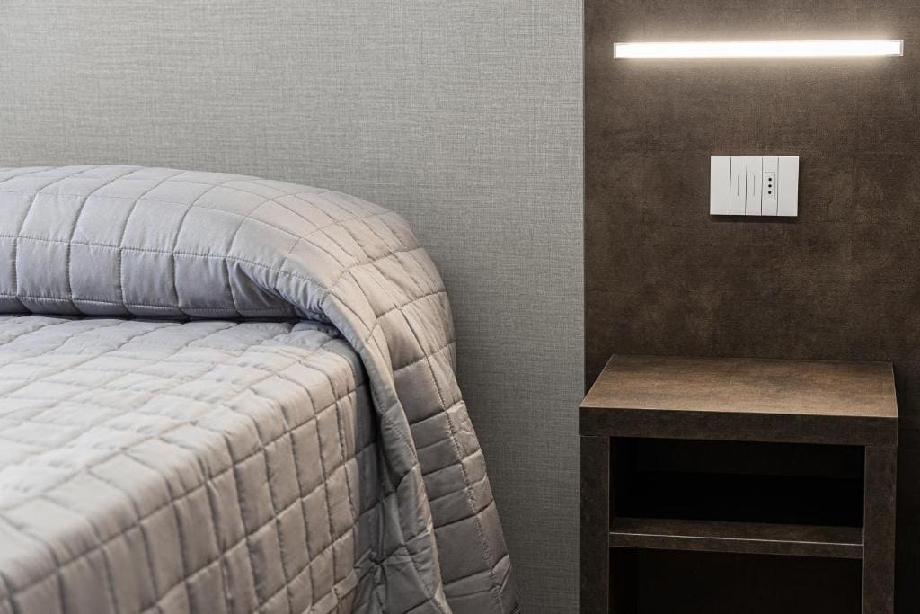 Apartment room - Image 2