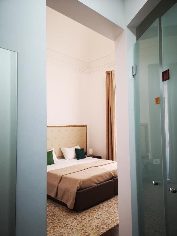 Comfort Triple Room room - Image 1