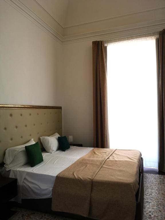Comfort Triple Room room - Image 2