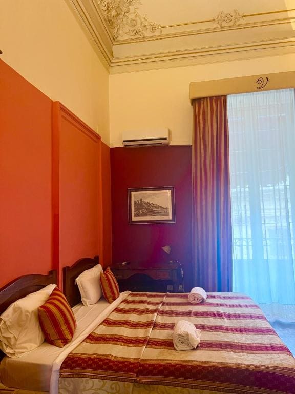 Comfort Triple Room room - Image 3
