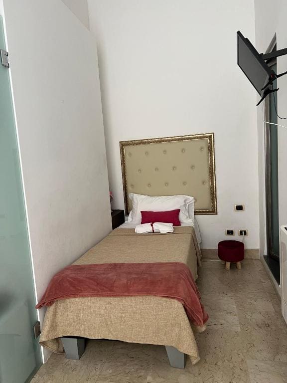 Deluxe Single Room room - Image 1