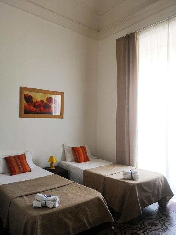 Junior Suite with Balcony room - Image 2