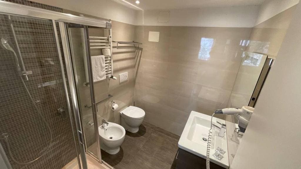 Double Room room - Image 2