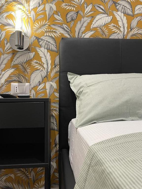 Small Double Room room - Image 1