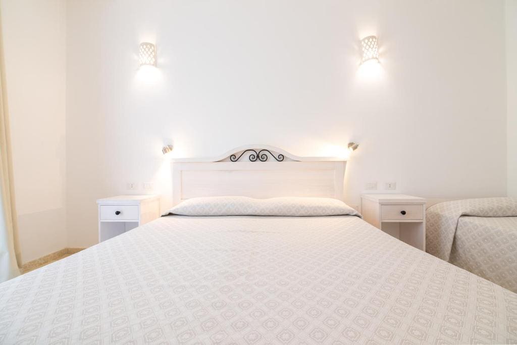 Triple Room with Balcony room - Image 2