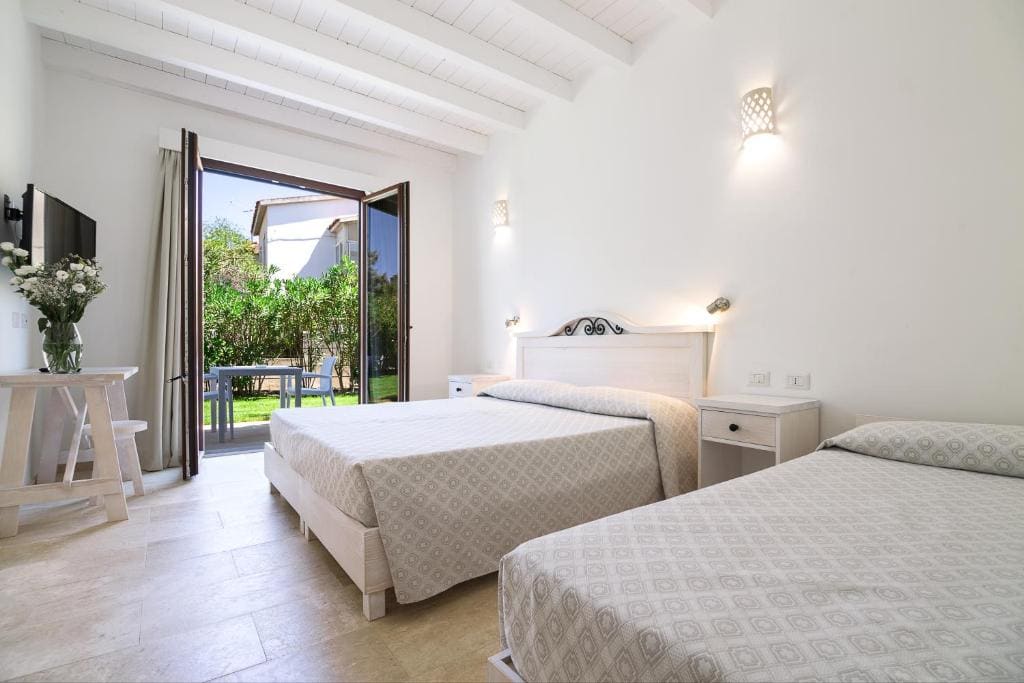 Triple Room with Garden View room - Image 1