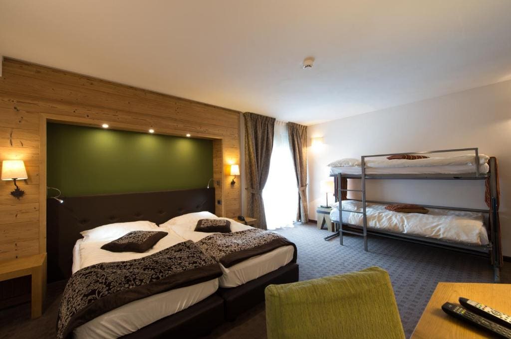 Comfort Quadruple Room with Balcony room - Image 1