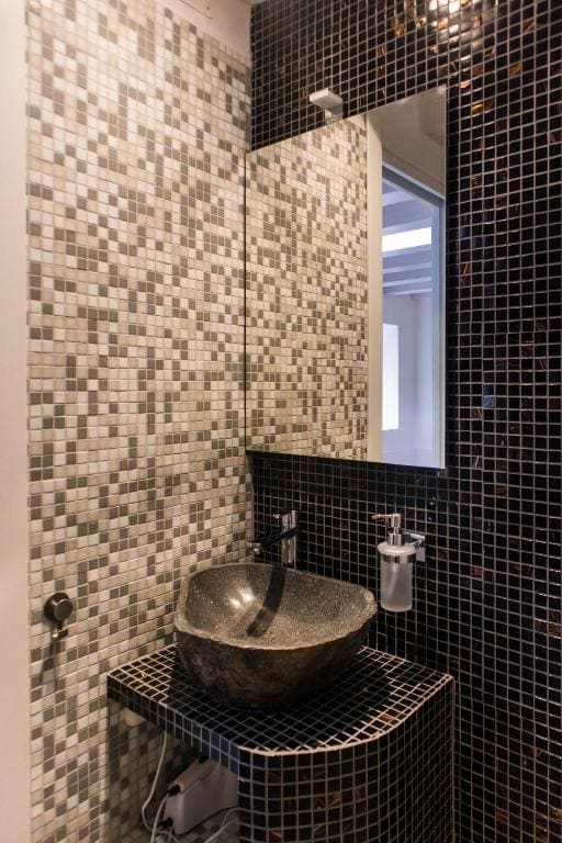 Double Room with Private Bathroom room - Image 2
