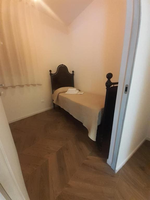 Deluxe Triple Room room - Image 1