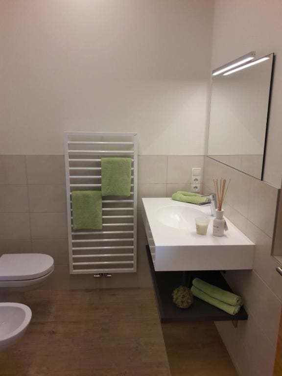 Apartment with Balcony room - Image 3