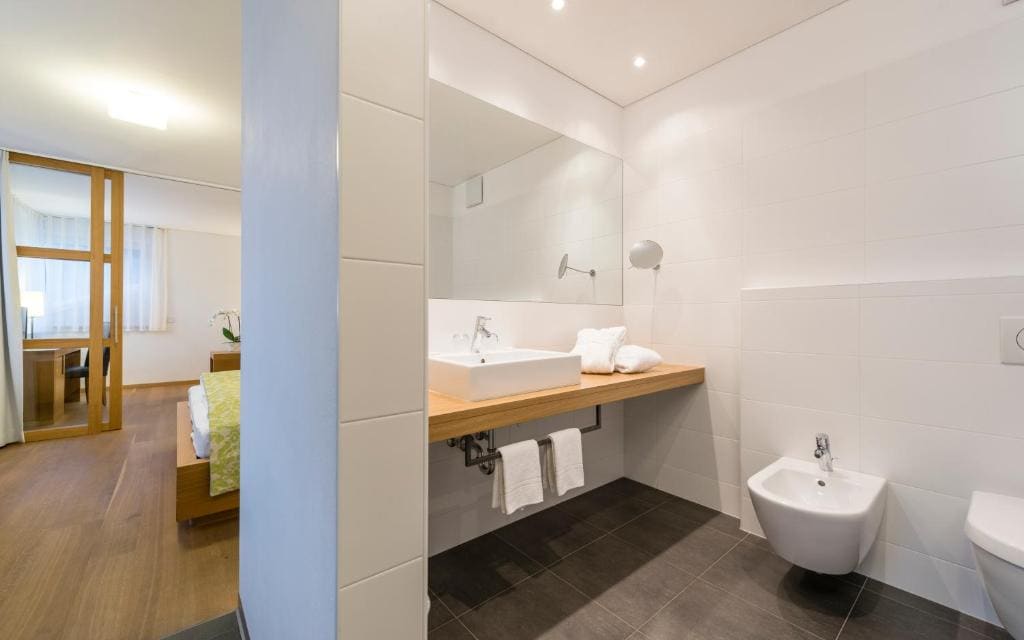 Suite room - Image 2