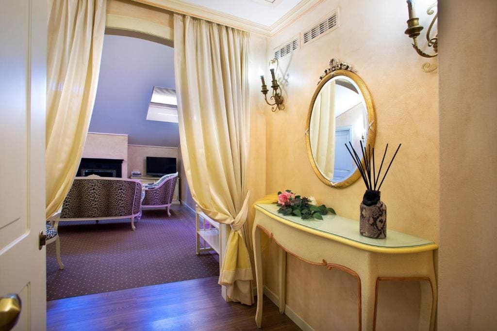 Master Suite room - Image 2